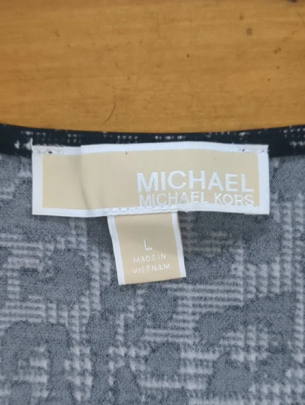 MICHAEL KORS - SIZE L  Black & Gray Grommet Lace-Up Plaid/Animal Print Sleeveles